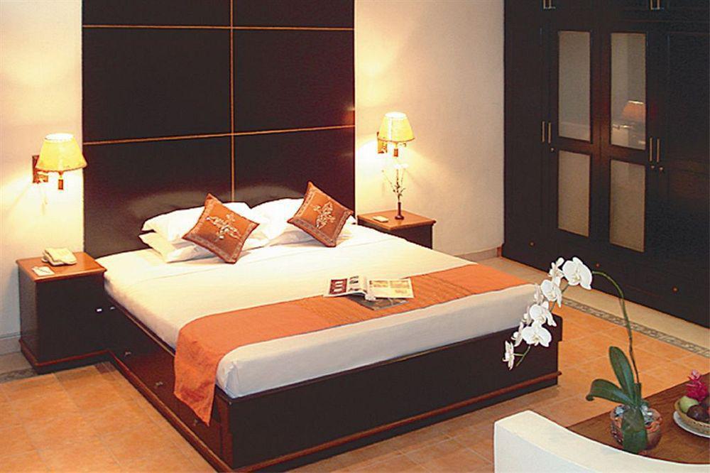 The Batu Belig Hotel & Spa เซมินยัค ภายนอก รูปภาพ